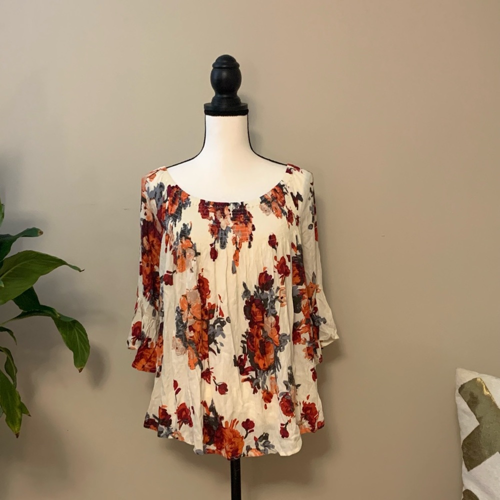 D O N A T E D 
Altar'd State Floral Blouse - White and Red sz medium EUC B63